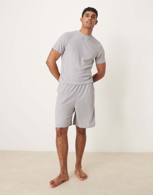 ASOS DESIGN – Szary prążkowany czesany zestaw dresowy: T-shirt o pudełkowym kroju i szorty