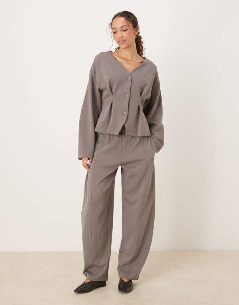 ASOS DESIGN – Szary zestaw z materiału interlock: joggersy i kardigan - view 1