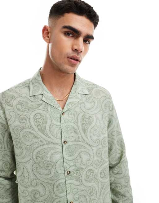 ASOS DESIGN – Szałwiowa pudełkowa koszula o luźnym kroju z kołnierzykiem kubańskim we wzór paisley
