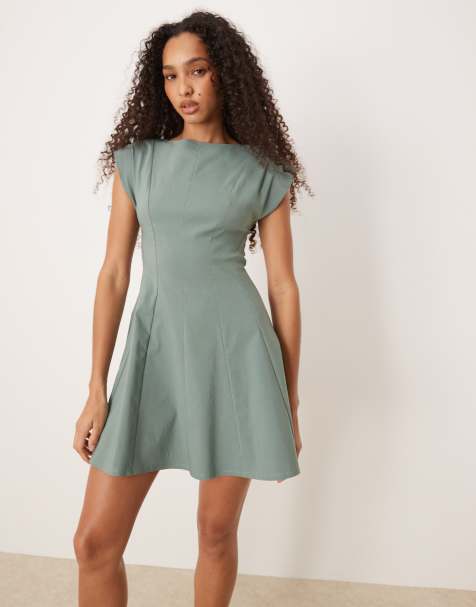 ASOS DESIGN – Szałwiowa sukienka skater mini z prostym dekoltem - view 1