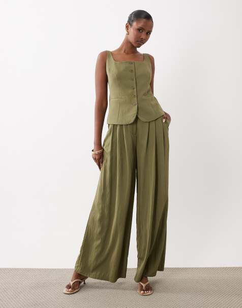 ASOS DESIGN – Szałwiowe zwiewne spodnie eleganckie o obcisłym kroju z trzema zakładkami i wąską talią - view 1