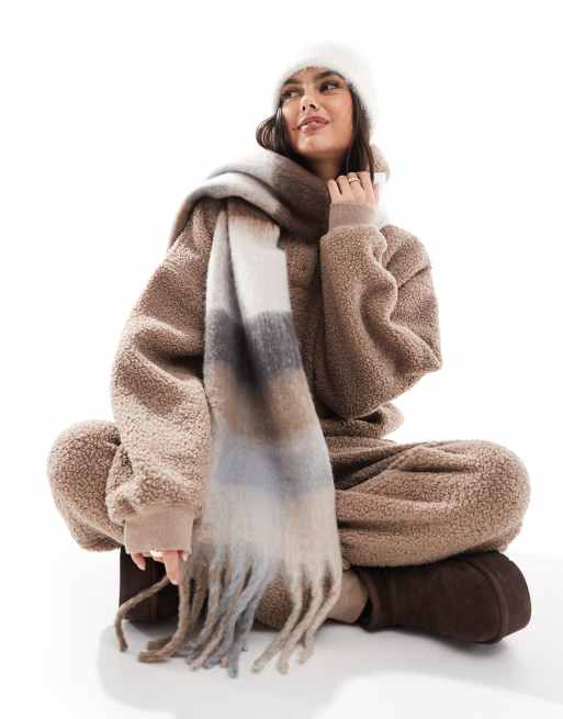 ASOS DESIGN – Szczotkowany szalik w paski, w kolorze neutralnym