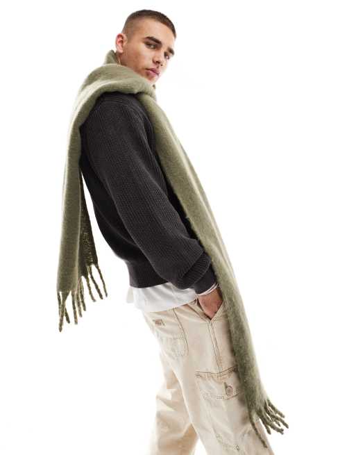 ASOS DESIGN – Szeroki szalik z puszystej dzianiny w kolorze khaki, 2 z 4