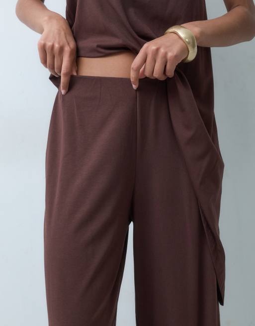 ASOS DESIGN szerokie spodnie będące częścią zestawu w brązie, 2 z 5