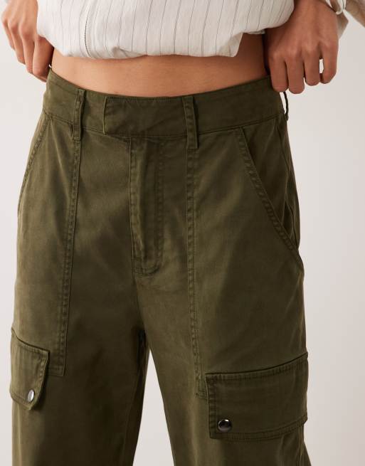 ASOS DESIGN szerokie spodnie cargo utility w spranym khaki, 4 z 5