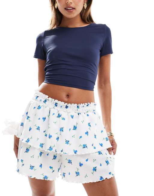 ASOS DESIGN – Szorty rara z karbowanym wykończeniem w drobny kwiatowy wzór