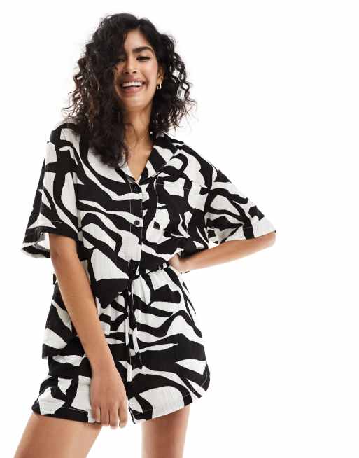 ASOS DESIGN – Szorty z muślinu ze wzorem