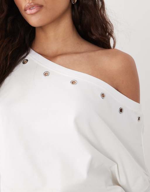 ASOS DESIGN t-shirt à œillets métalliques à épaules tombantes crème, 4 de 4