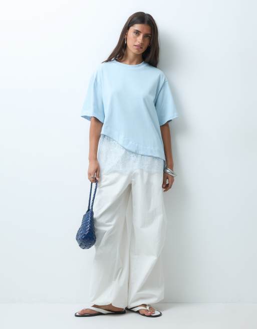 ASOS DESIGN - T-shirt à manches courtes avec ourlet bordé de dentelle - Bleu clair, 3 de 4