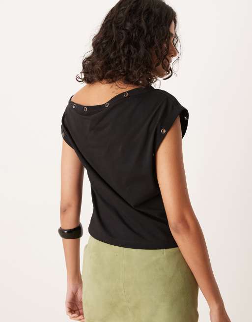 ASOS DESIGN - T-shirt à manches courtes et épaules dénudées avec œillets - Noir, 3 de 4