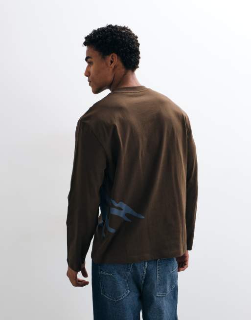ASOS DESIGN t-shirt à manches longues coupe décontractée avec motif graphique marron, 5 de 5