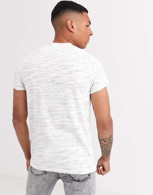 ASOS DESIGN - T-shirt à manches roulées en tissu travaillé - Blanc, 2 de 4