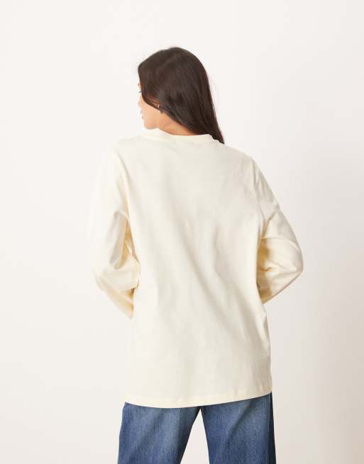 ASOS DESIGN - T-shirt a maniche lunghe color crema con pinces, 3 di 4