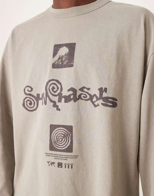 ASOS DESIGN - T-shirt a maniche lunghe color pietra slavato con grafica Sun Chaser , 5 di 5