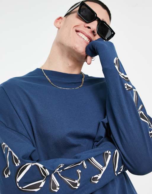 ASOS DESIGN - T-shirt a maniche lunghe oversize blu navy con stampa Tokyo sul retro e sulle maniche, 2 di 4