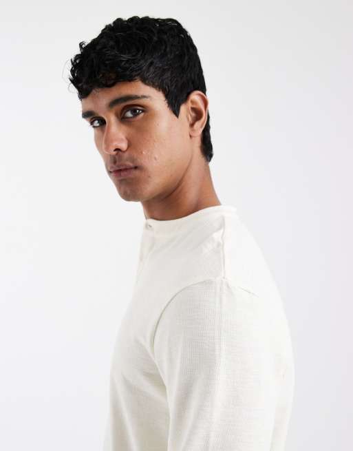 ASOS DESIGN - T-shirt a maniche lunghe regular fit color panna testurizzata con collo serafino , 4 di 5