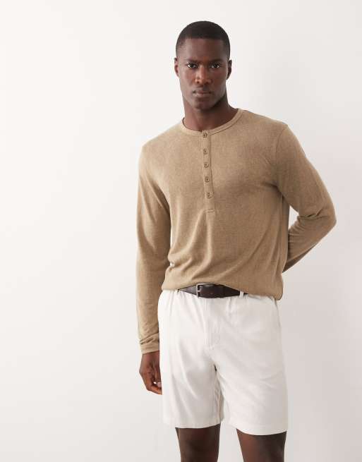 ASOS DESIGN - T-shirt a maniche lunghe regular fit marrone effetto lino con collo serafino, 3 di 5
