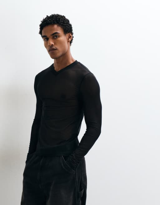 ASOS DESIGN t-shirt attillata a maniche lunghe con scollo a V in rete nera, 4 di 5