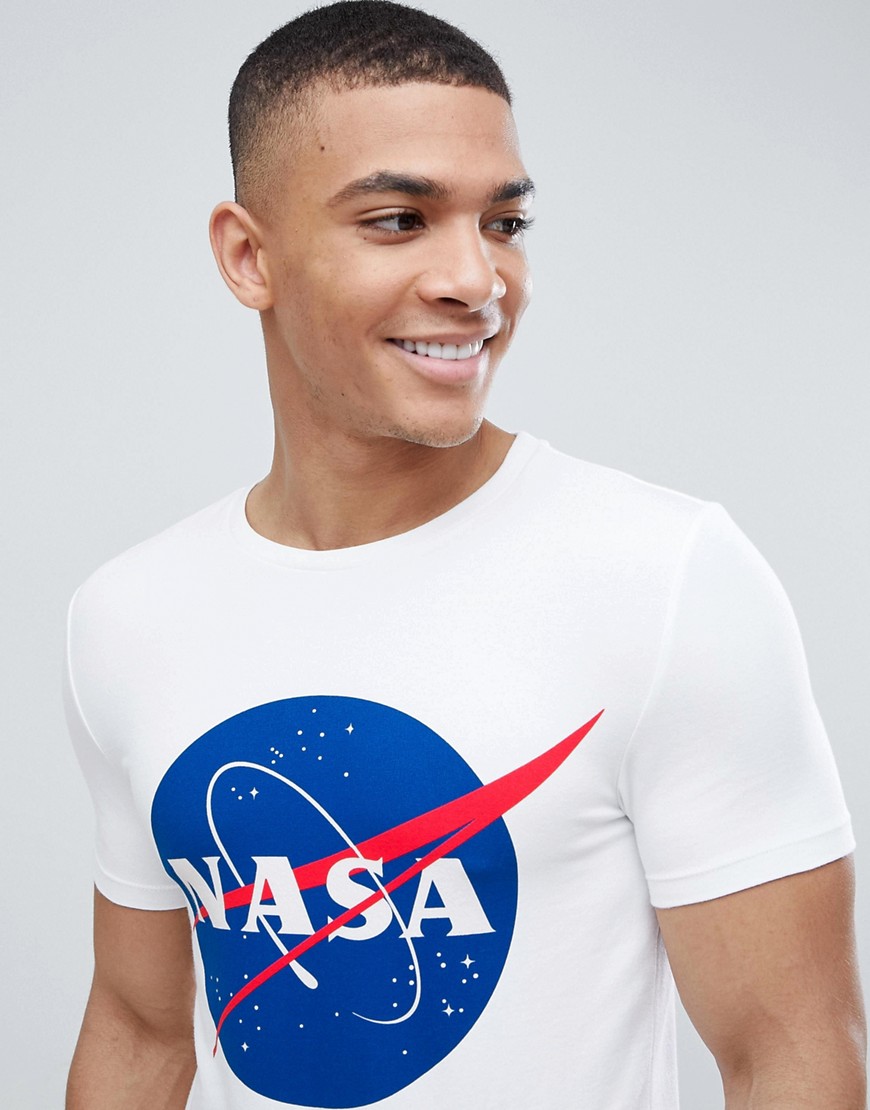 ASOS DESIGN - T-shirt attillata con scritta NASA-Bianco