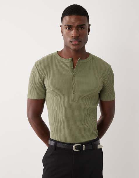 ASOS DESIGN - T-shirt attillata in tessuto pesante kaki a coste con collo serafino - view 1