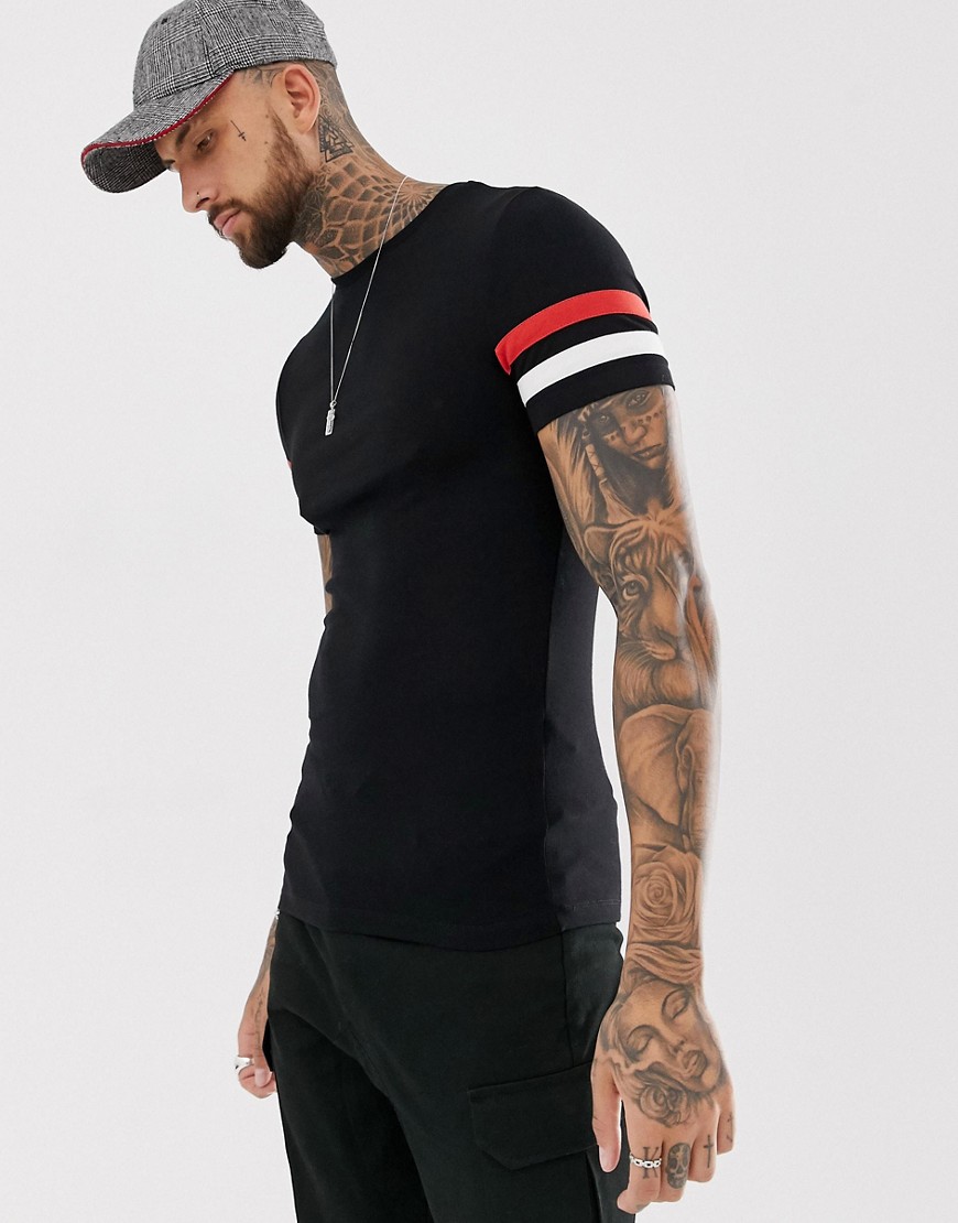 ASOS DESIGN - T-shirt attillata nera con righe sulle maniche-Nero