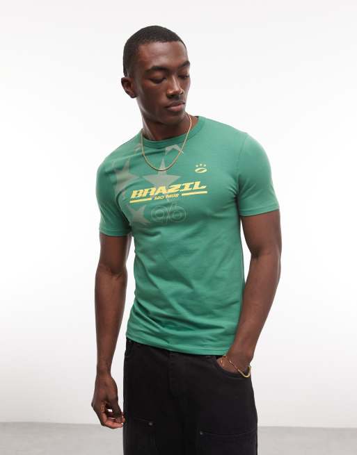 ASOS DESIGN - T-shirt attillata verde con grafica calcistica "Brazil", 3 di 5
