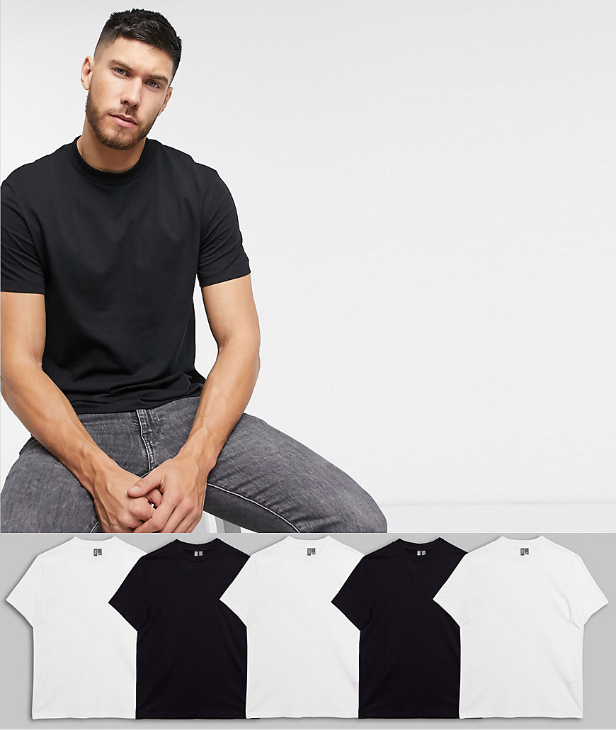 ASOS DESIGN – T-Shirt aus Bio-Baumwolle mit Rundhalsausschnitt im 5er-Pack-Mehrfarbig