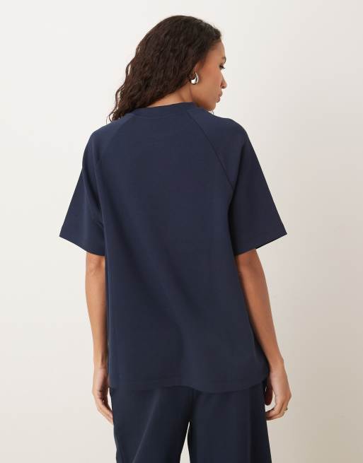ASOS DESIGN – T-Shirt aus Interlock-Jersey in Marineblau mit Raglanärmeln, Kombiteil, 4 von 4