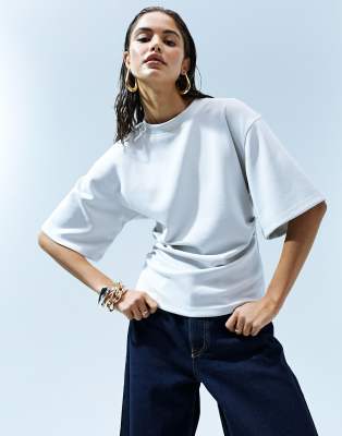 ASOS DESIGN - T-Shirt aus Modal in Blassgrau mit Korsetttaille