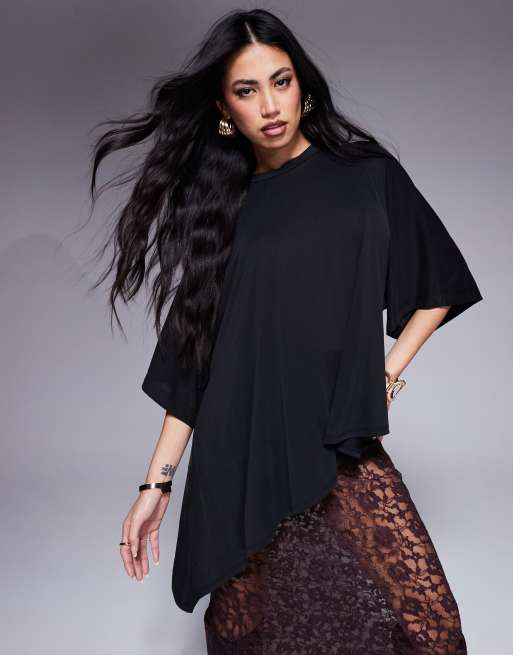 ASOS DESIGN – T-Shirt aus Modal in Schwarz mit drapiertem Saum