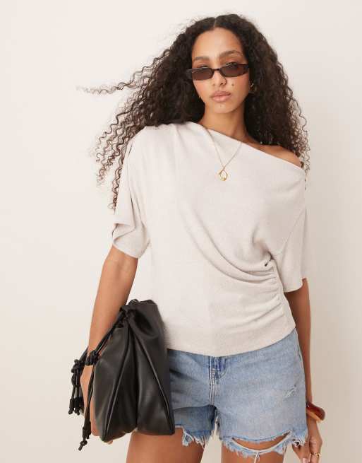 ASOS DESIGN – T-Shirt aus strukturiertem Strick in Steinbeige mit Korsett-Taille