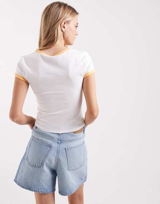 ASOS DESIGN - T-shirt baby bianca a maniche corte con bordi arancioni a contrasto, 4 di 4