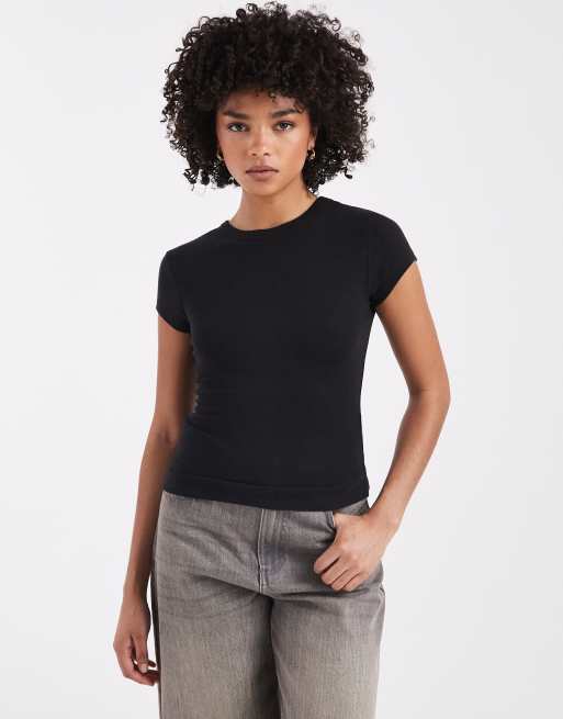 ASOS DESIGN - T-shirt baby taglio lungo morbida nera