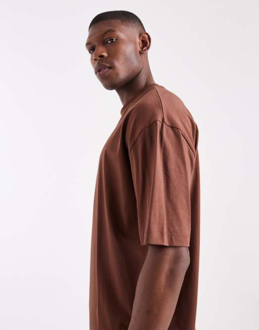 ASOS DESIGN - T-shirt basic oversize marrone, 4 di 5