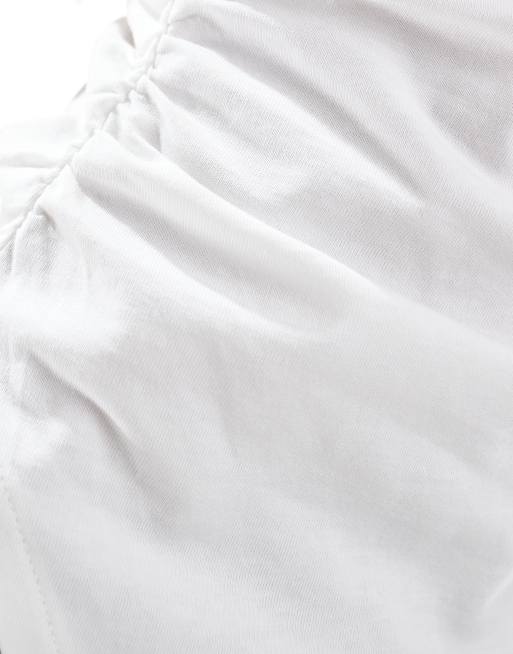 ASOS DESIGN - T-shirt bianca con arricciatura laterale e orlo asimmetrico, 3 di 4