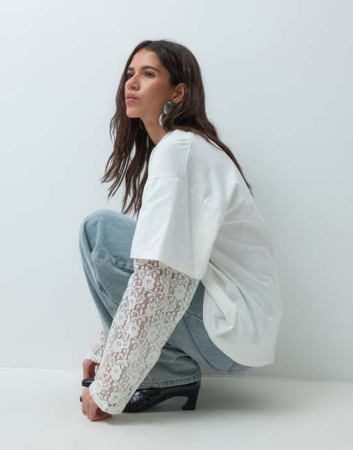 ASOS DESIGN T-shirt bianca con dettagli a strati in pizzo sulle maniche, 1 di 5