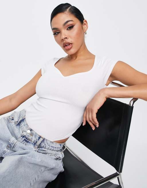 ASOS DESIGN - T-shirt-body met korte mouwen en hartvormige halslijn in wit