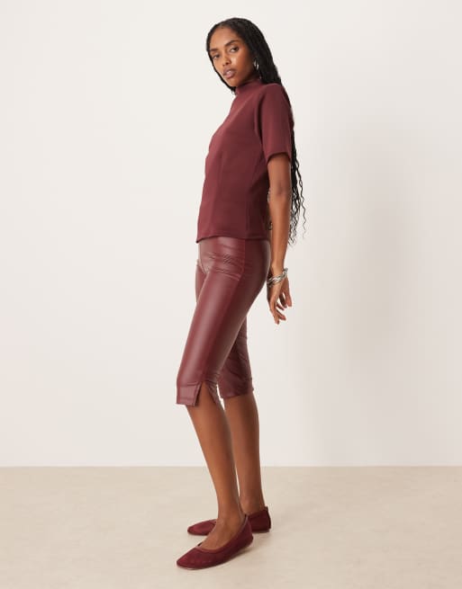 ASOS DESIGN - T-shirt cintré en tissu effet néoprène à col montant - Figue, 2 de 4