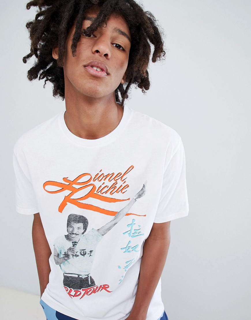 ASOS DESIGN - T-shirt comoda con iconica stampa di Lionel Richie-Bianco