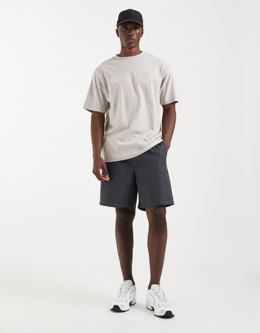 ASOS DESIGN - T-shirt comoda grigia con stampa di sole sul retro, 2 di 5