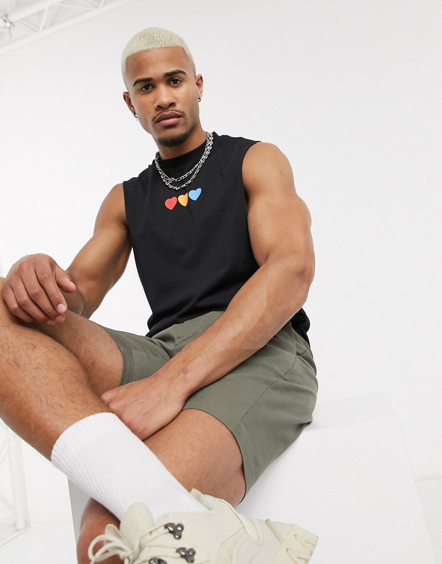 ASOS DESIGN - T-shirt comoda senza maniche con stampa di cuori arcobeleno-Nero