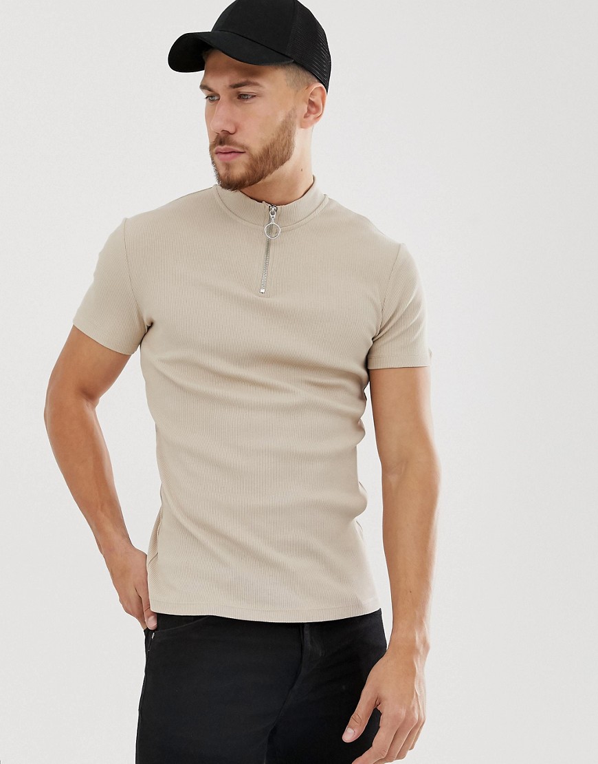 ASOS DESIGN - T-shirt con collo alto attillata elasticizzata beige a coste con zip