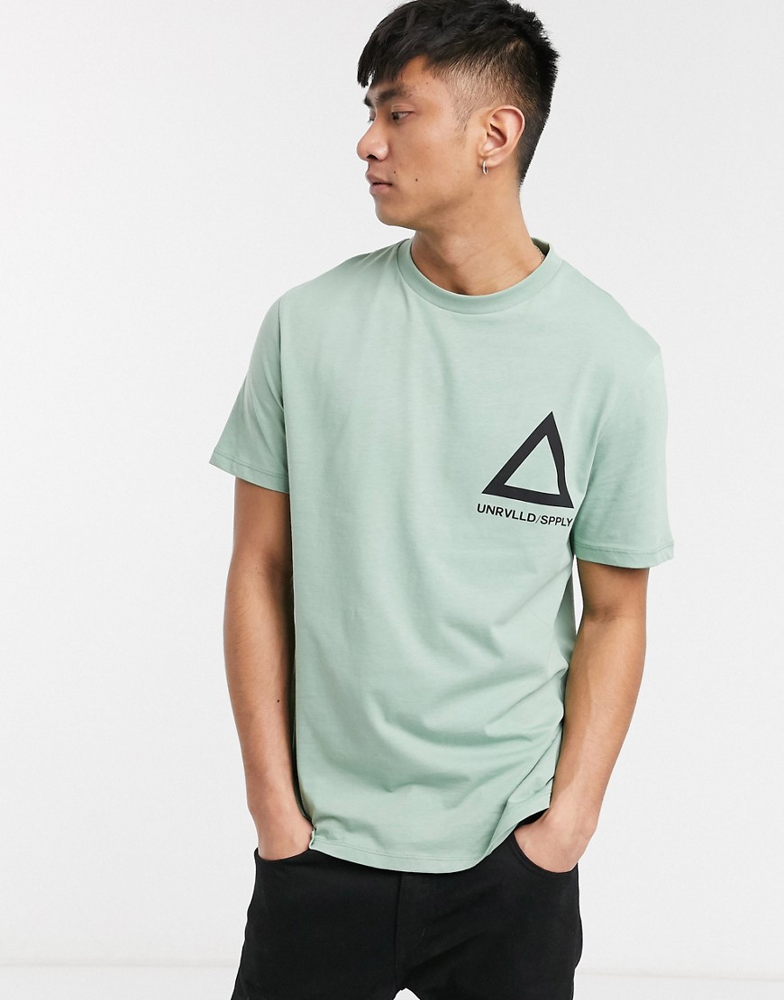 ASOS DESIGN - T-shirt con logo Unrivalled Supply verde pastello