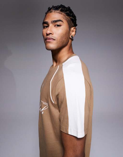 ASOS DESIGN - T-Shirt con maniche raglan con testo grafico di città e pannelli marrone chiaro, 4 di 5