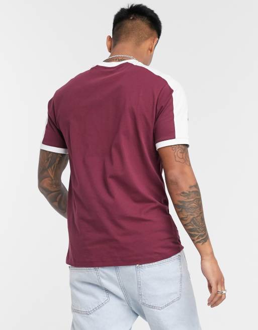 ASOS DESIGN - T-shirt con pannello a contrasto sulle spalle bordeaux, 2 di 4