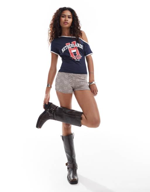 ASOS DESIGN - T-shirt corta monospalla blu navy con stampa “Netherlands” a tema calcio, 3 di 4