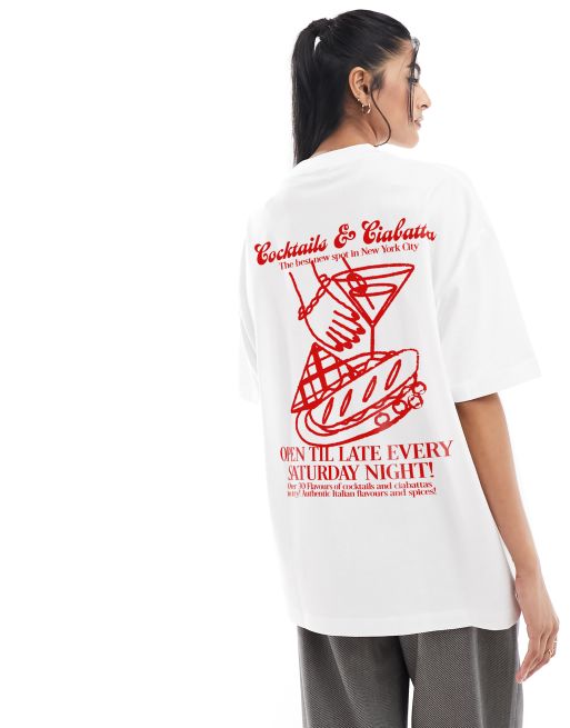 ASOS DESIGN - T-shirt coupe boyfriend à inscription « Cocktails & Ciabatta » - Blanc