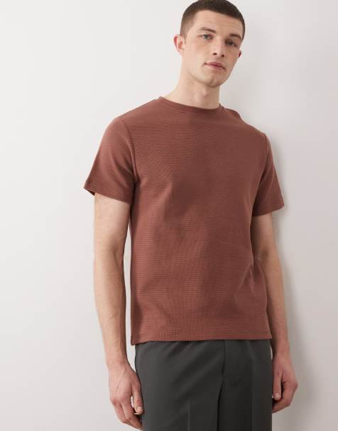 ASOS DESIGN - T-shirt coupe classique en tissu gaufré - Marron - view 1