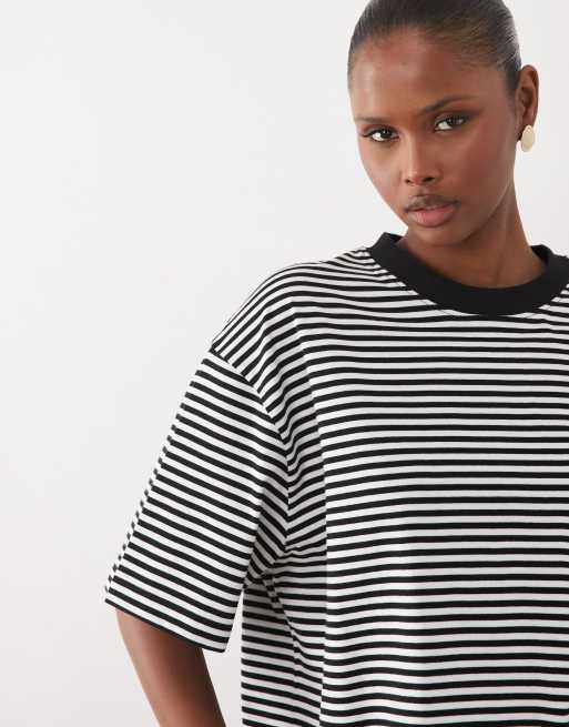ASOS DESIGN - T-shirt crop top coupe carrée à rayures - Noir et blanc, 2 de 4