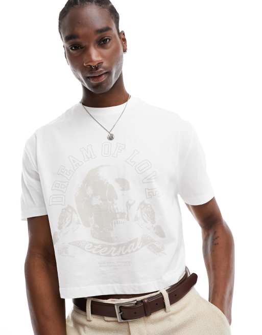 ASOS DESIGN - T-shirt crop top décontracté avec imprimé grunge sur le devant - Blanc